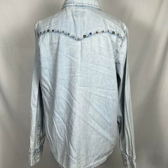 Levi's Studded Acid Wash Denim Western Shirt (Size L) - Picture 4 of 8